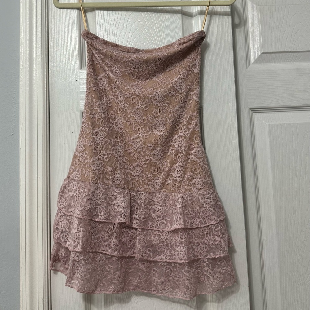 EDIKTED SCARLET LAYERED LACE MINI DRESS in pink